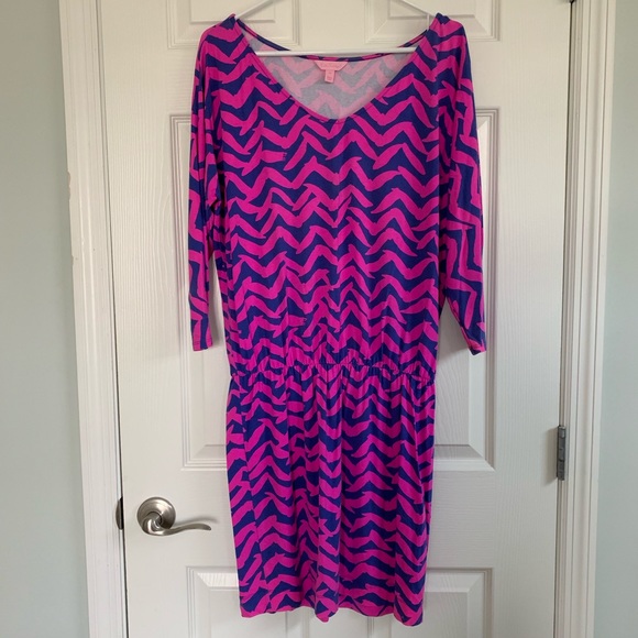 SOLD - M - Lilly Pulitzer Cara Dolman dress - Picture 2 of 4